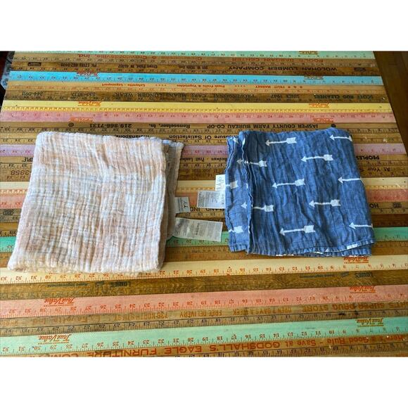 Lulujo Baby 100% Cotton Muslin Swaddle Blankets 40x 40 Aden + Anais Lot Of 2 - Picture 1 of 10